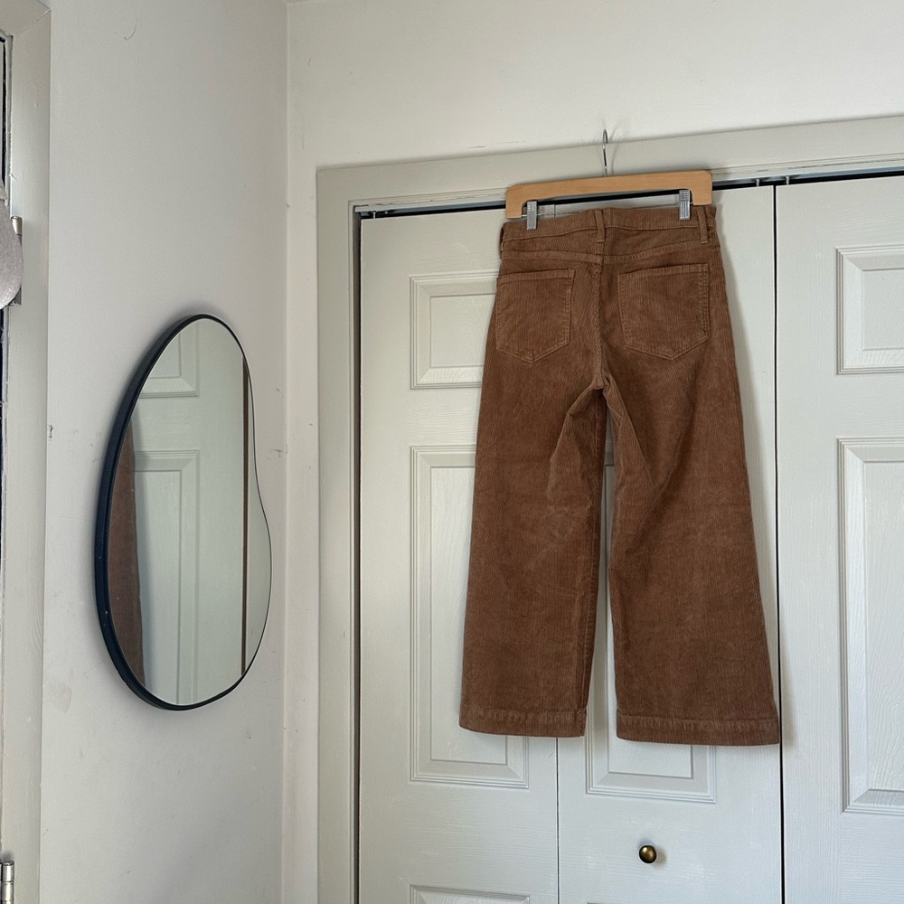Gap High Rise Wide Leg Crop Corduroys - Picture 3 of 5